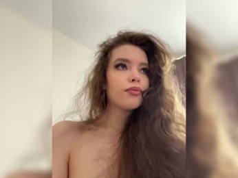 YourLadyyy bongacams stream image