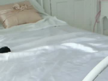 littlegreekflower chaturbate stream image