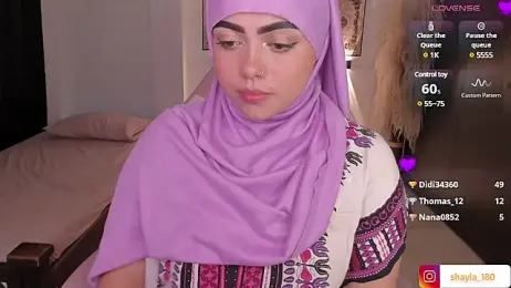 shayla_18 stripchat stream image