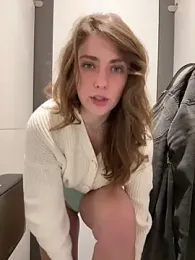 MariiD stripchat stream image