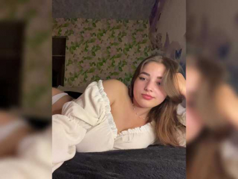 little-devil bongacams stream image