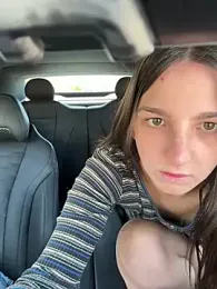 DoriDeluxe66 stripchat stream image