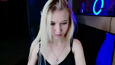 ShhhO_O stripchat stream image