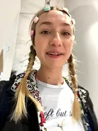 Lia__Love stripchat stream image