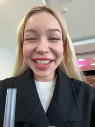 babydolll stripchat stream image