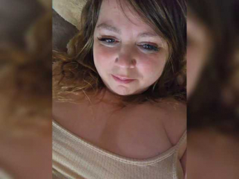 FLUFFY_BEAUTY bongacams stream image