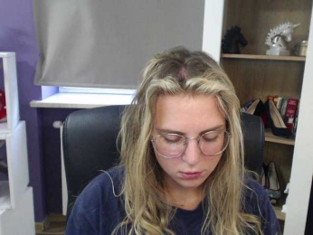 Soft-Zoey bongacams stream image