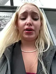 Milkyy_wway stripchat stream image