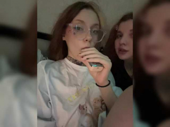 Molly-and-Ewa bongacams stream image