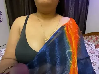 LouleyRanii stripchat stream image