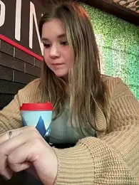 PumaShyXD stripchat stream image