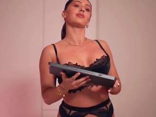 adalline camsoda stream image