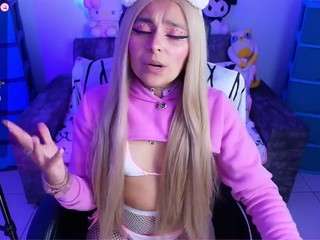 marceliinee camsoda stream image