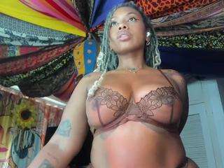 elizagrey camsoda stream image